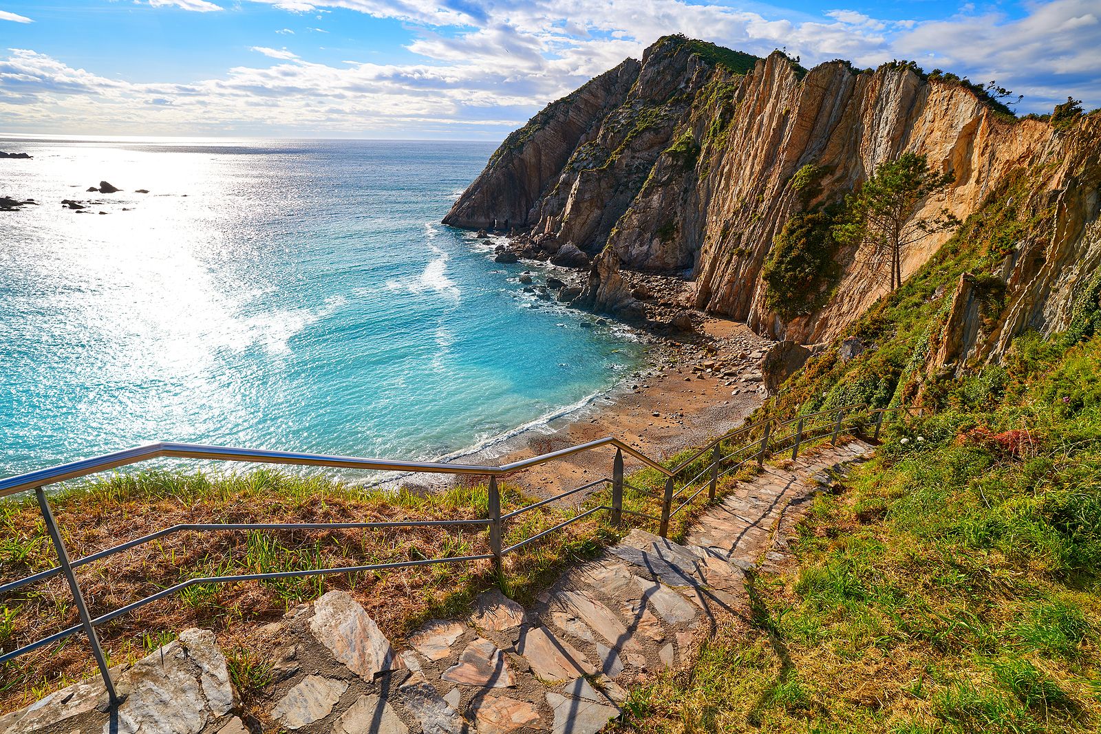 Las playas más bonitas de Asturias. Foto: bigstock 
