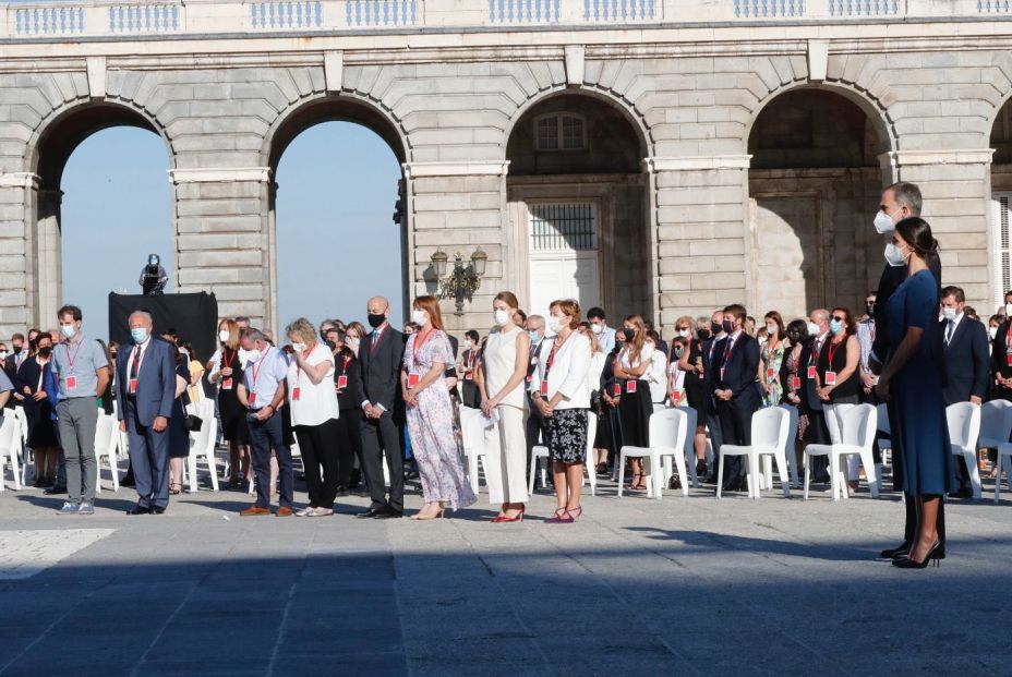 Emocionante tributo en el Palacio Real con sanitarios y mayores como protagonistas