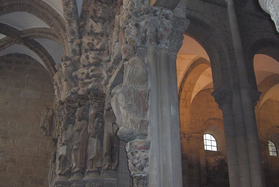 Portico de la Gloria, catedral de Santiago. Foto George Jansoone