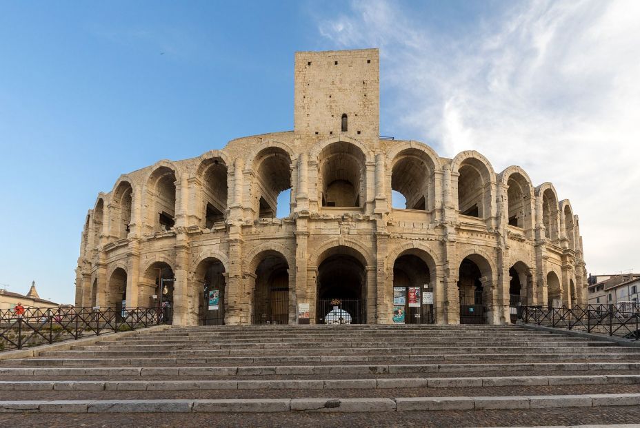 Recorremos el mundo buscando los anfiteatros romanos más bonitos: Arles 