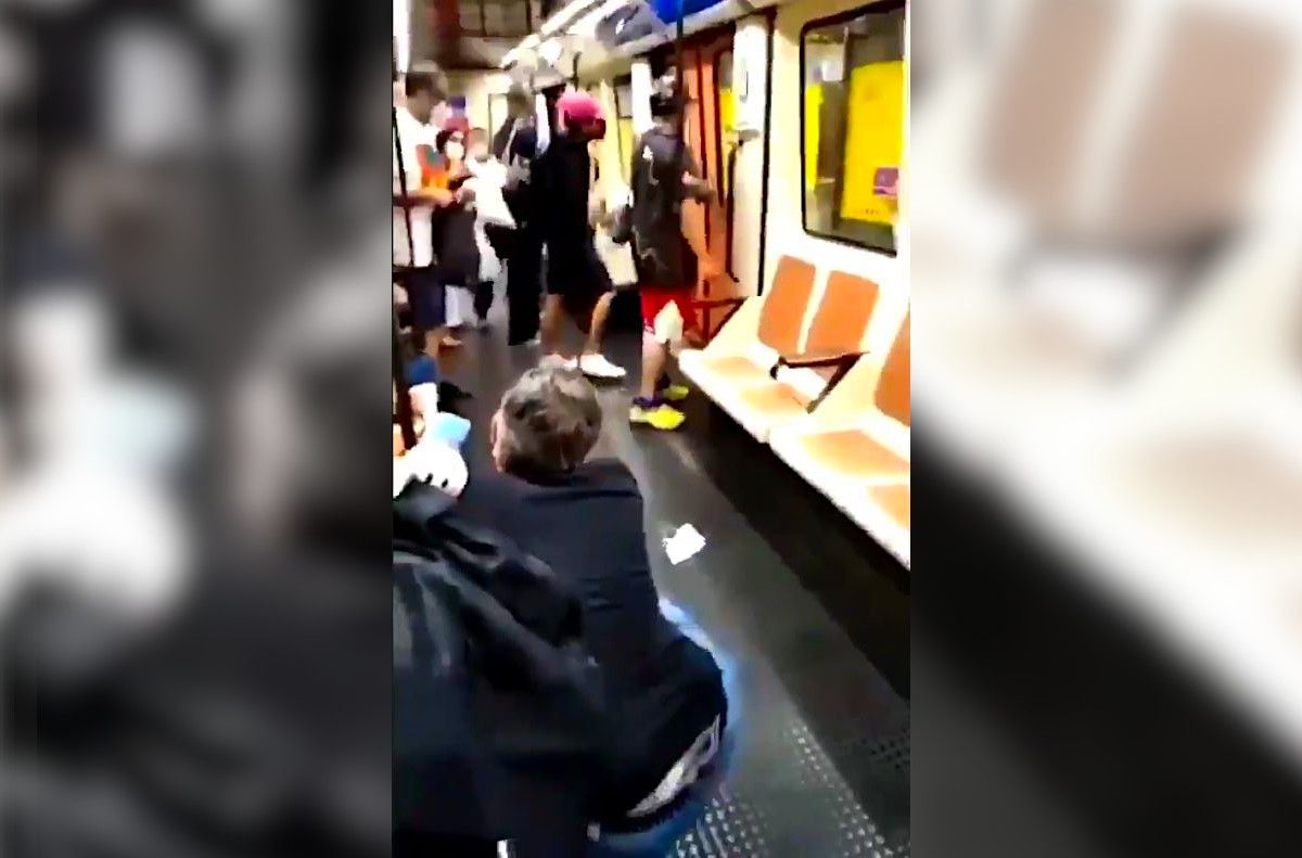 Brutal agresión en el Metro a un sanitario que pidió a un joven que se pusiera la mascarilla