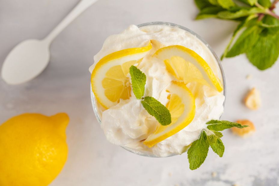 Toma nota de esta receta de mouse de limón