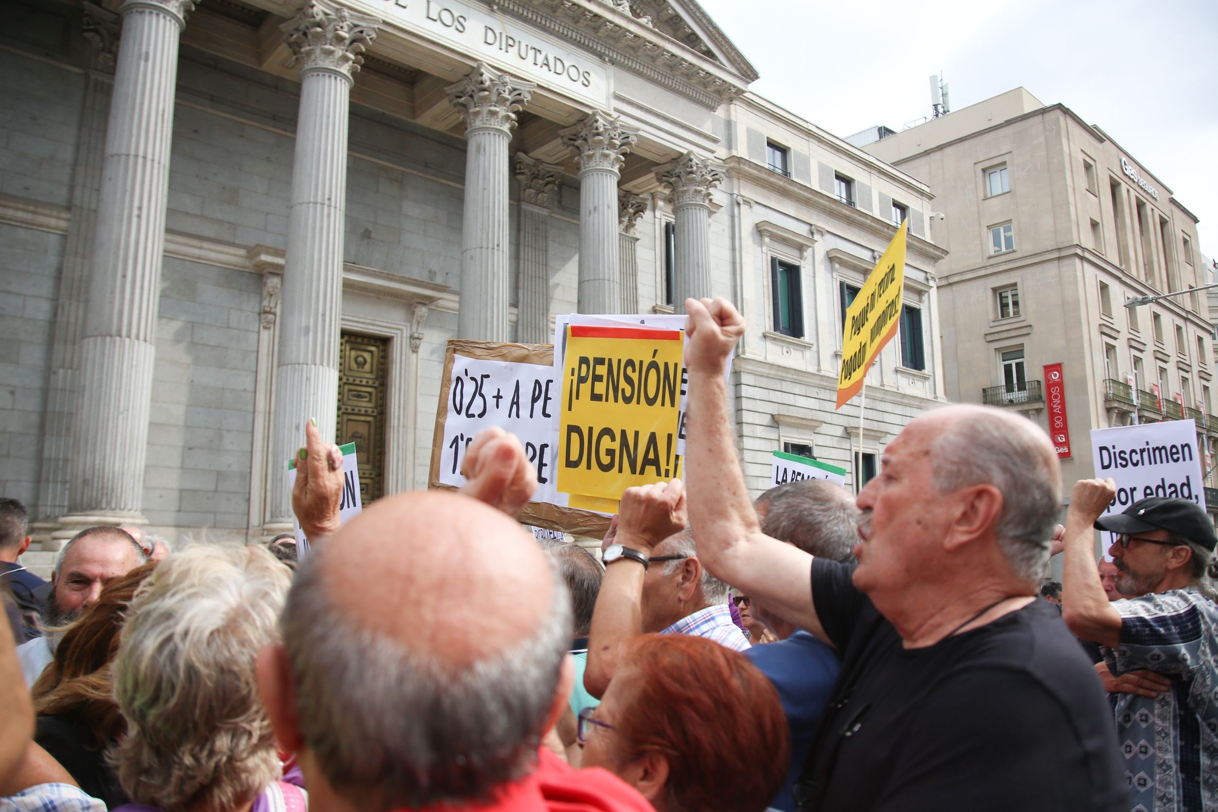 Manifestación de pensionistas ante el Congreso