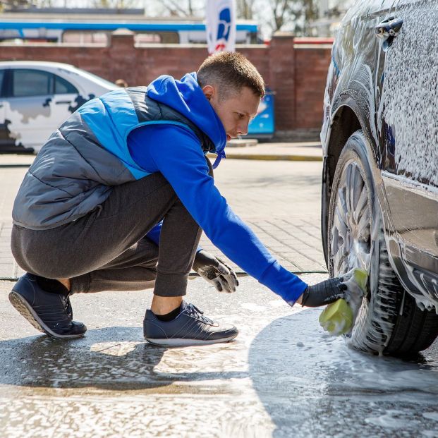 fiesta Cerdo Excursión Cómo limpiar las llantas del coche fácilmente