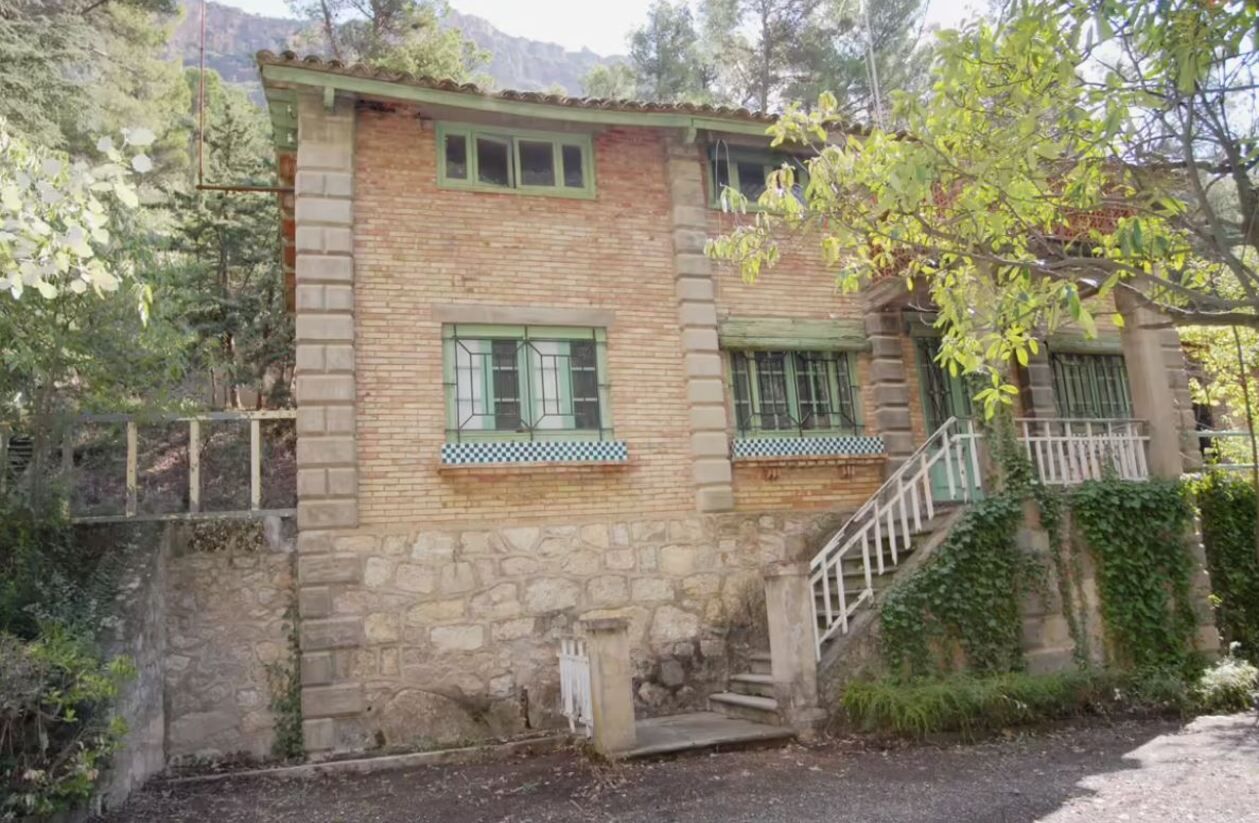 Se vende una aldea completa en Lleida por 990.000 euros