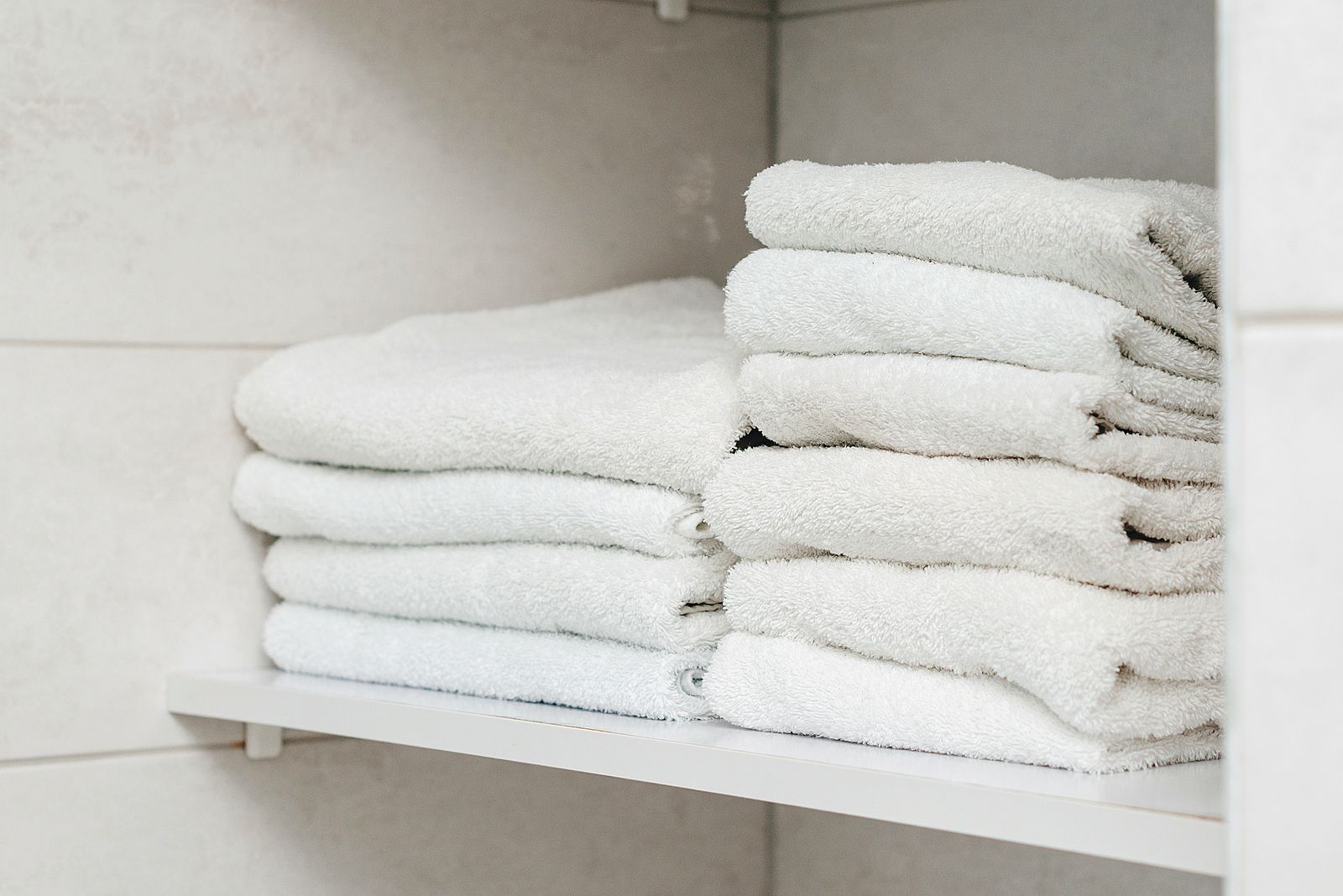¿Por qué las toallas blancas pierden su color? Esta es la solución Foto: bigstock