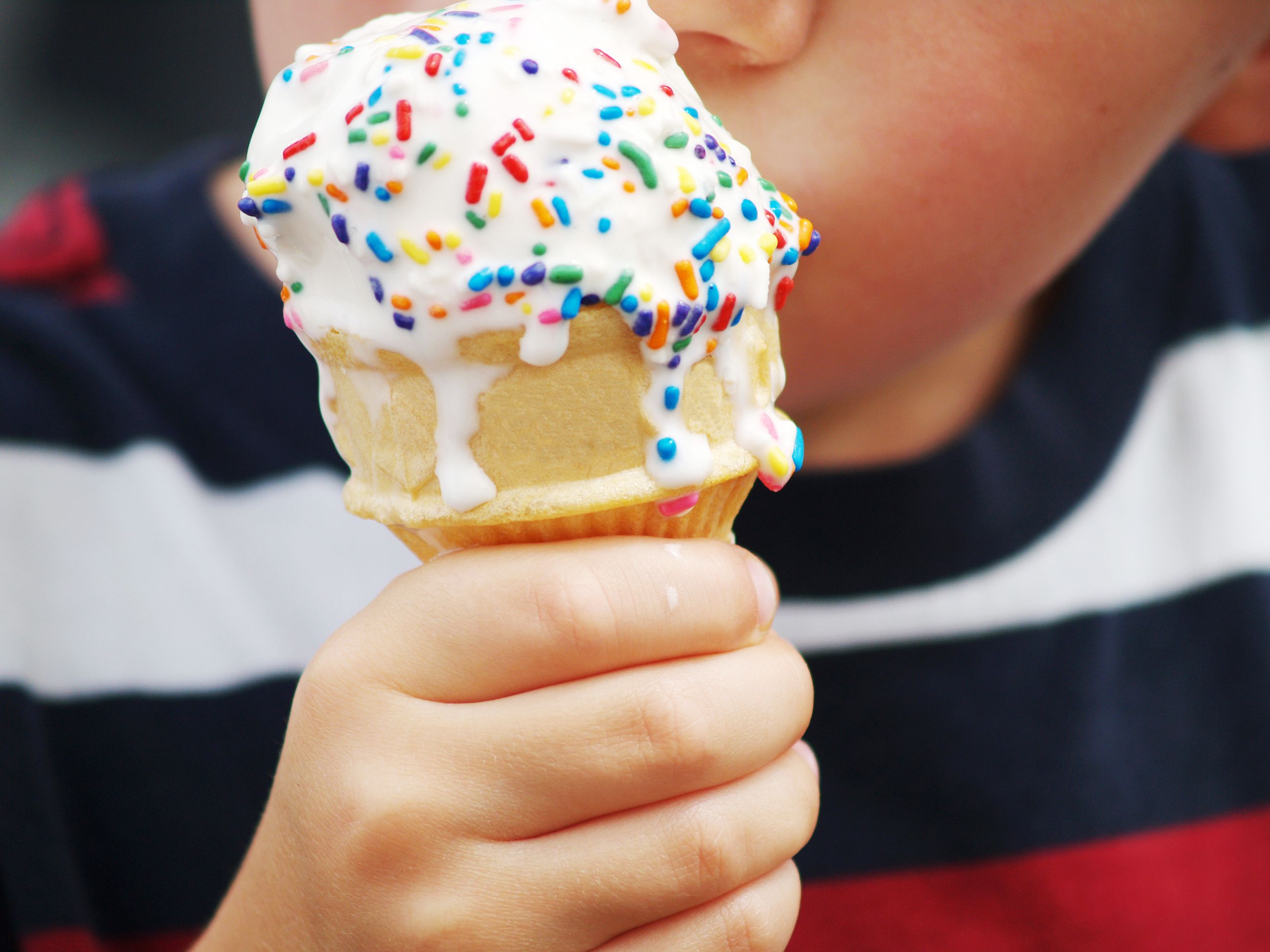 La mayoría de helados infantiles tienen un alto nivel calórico, según la OCU
