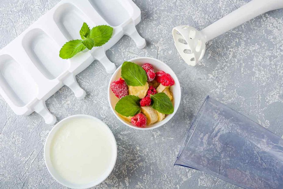 Cinco polos caseros fáciles y saludables: con fruta y yogur