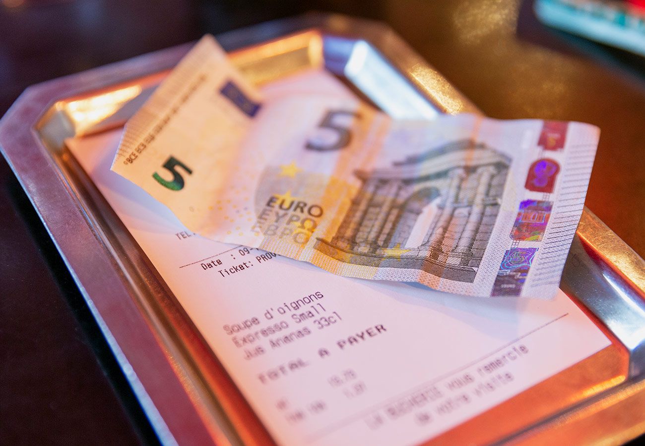 Cómo están las propinas en el mundo: guía para no fallar