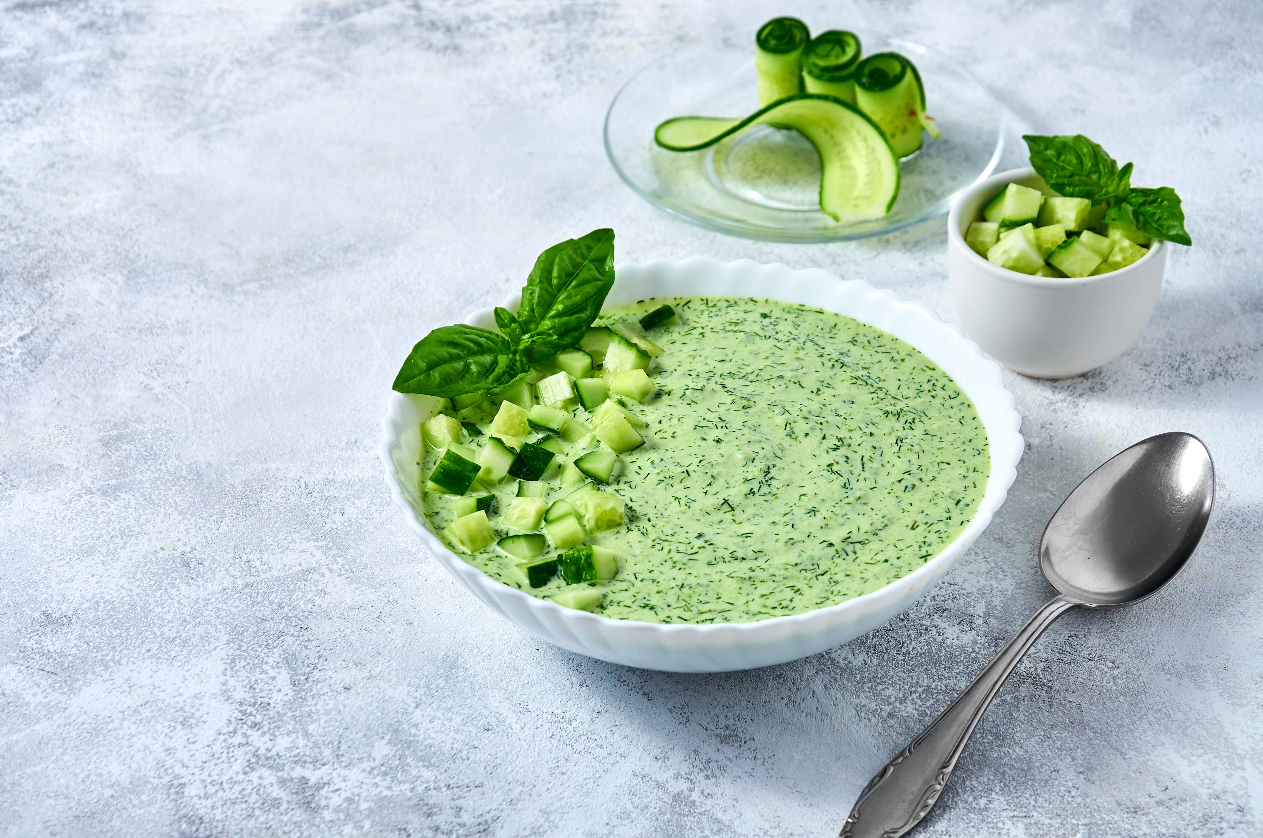 La receta del verano: gazpacho de aguacate, manzana y pepino