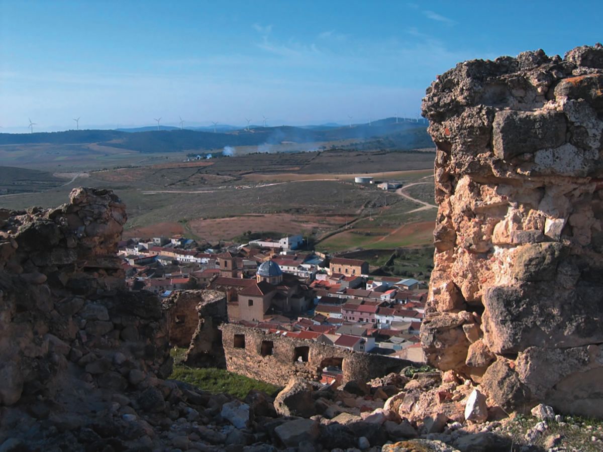 Un pueblo de Albacete destina el dinero de las fiestas a pagar el recibo de la luz de sus vecinos