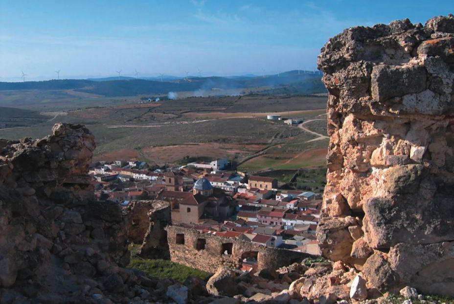 Un pueblo de Albacete destina el dinero de las fiestas a pagar el recibo de la luz de sus vecinos