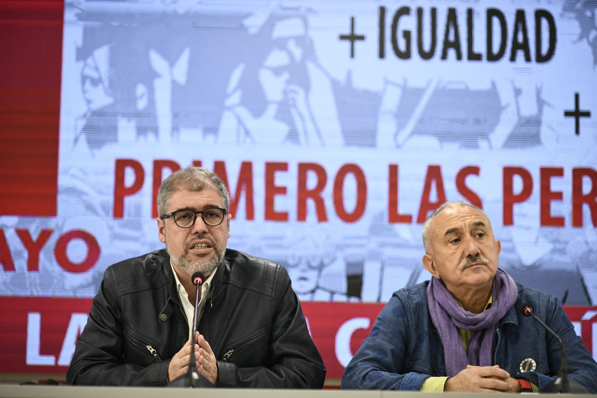 Los secretarios generales de CCOO y UGT Unai Sordo (i) y Pepe Álvarez (d) presentan actos del 1º de Mayo.