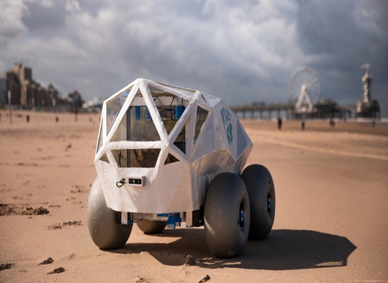 'BeachBot', el robot diseñado por Microsoft para limpiar la basura de las playas