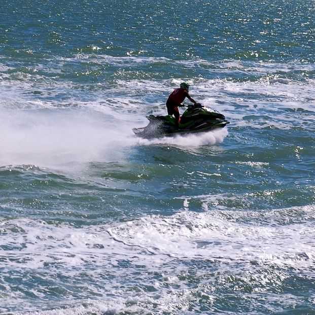 Un accidente con motos de agua en Gran Canaria provoca un fallecido y un herido grave. Foto: Bigstock