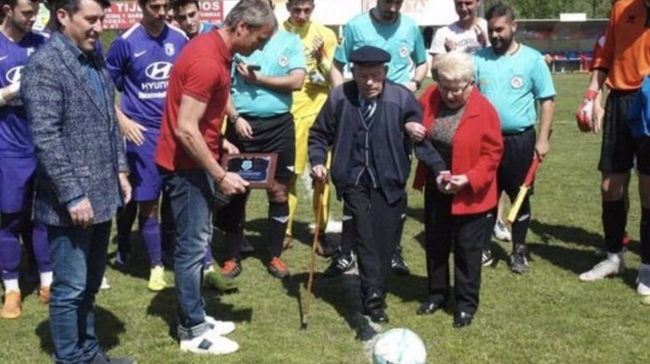 El leonés Saturnino de la Fuente ya es el hombre más longevo del mundo con 112 años. Foto: Europa Press