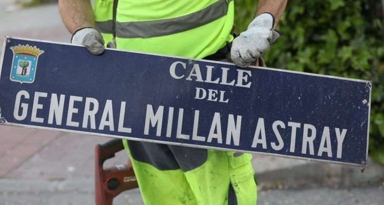 EuropaPress 1597405 ayuntamiento madrid inicia latina carabanchel cambio placas callejero
