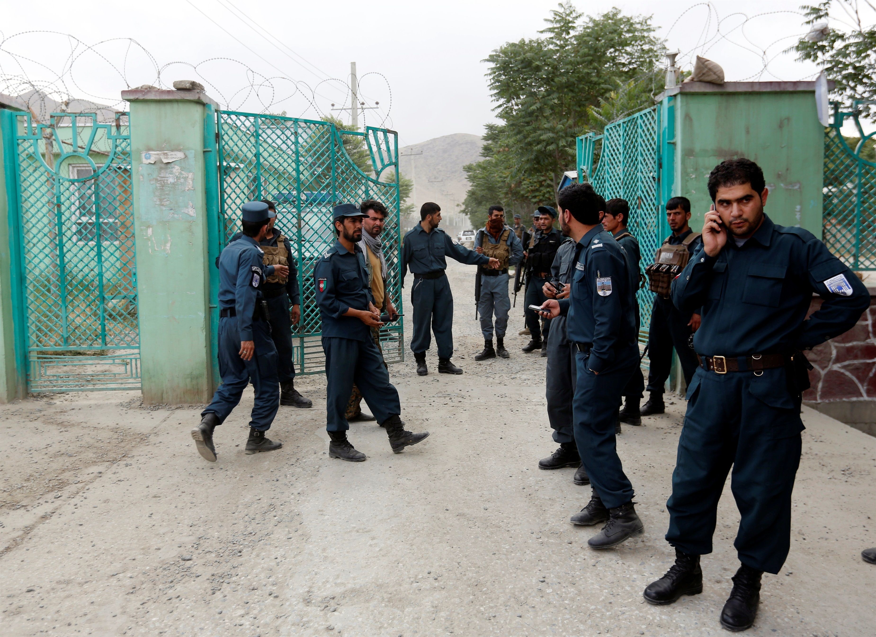 EuropaPress 1299745 policias afganos cerca lugar explosiones kabul