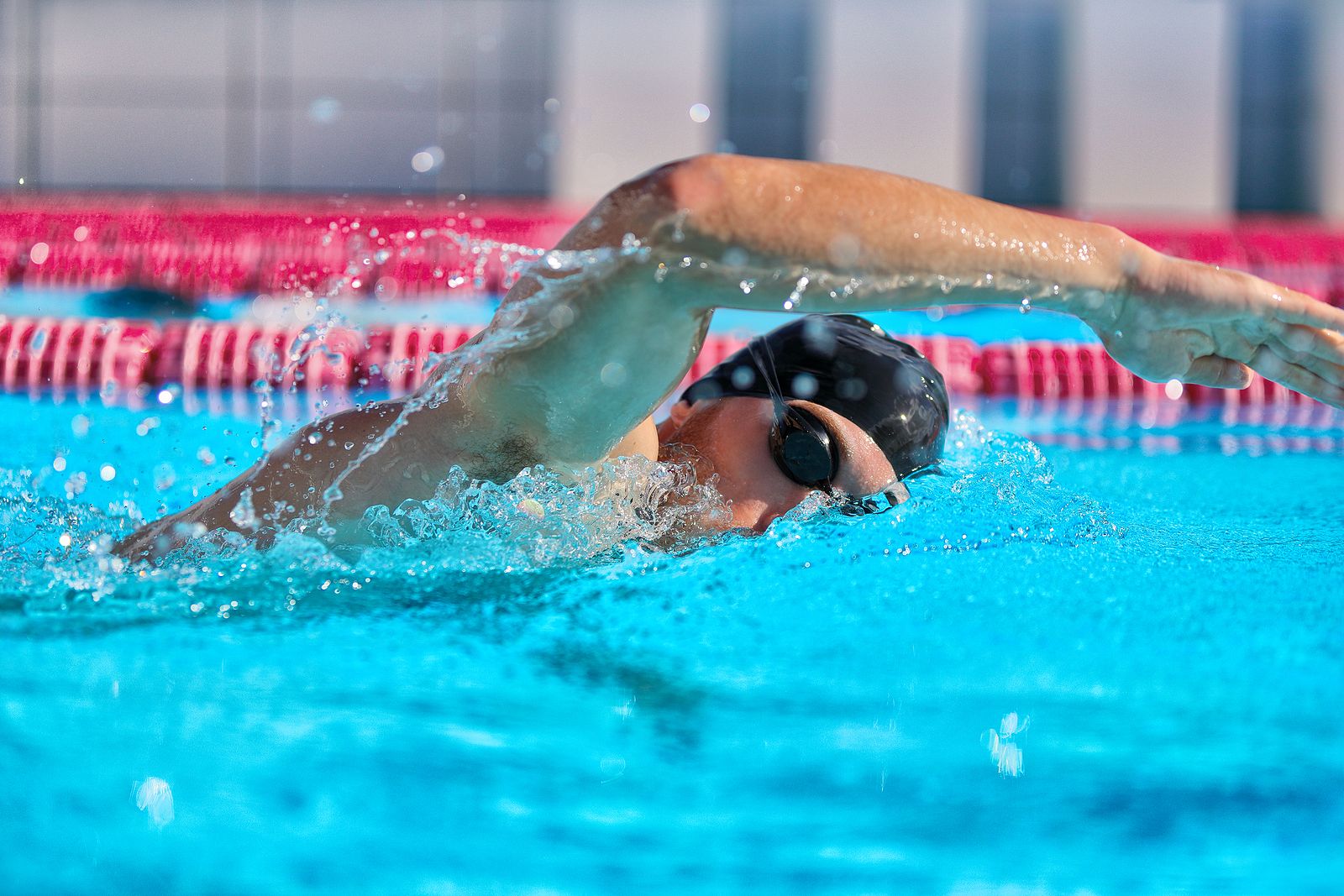 Estos son los músculos que ejercitas cuando nadas Foto: bigstock