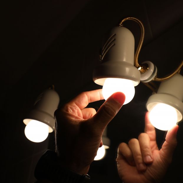 El precio de la luz vuelve a subir y este miércoles alcanzará su tercer récord consecutivo