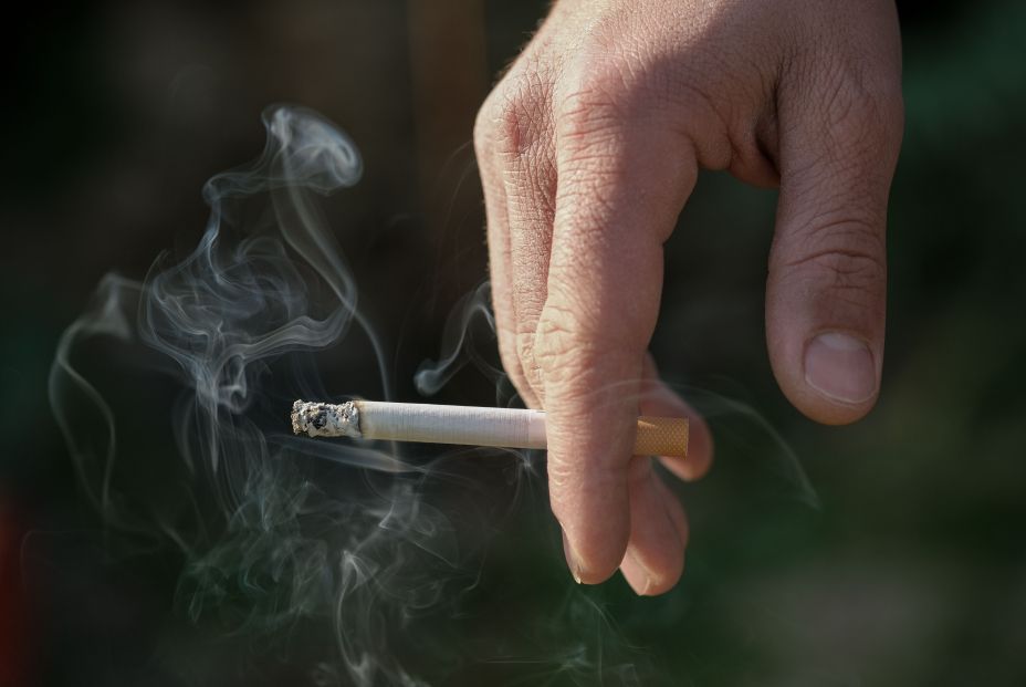Cómo limpiar los pulmones de la nicotina y otras sustancias del tabaco