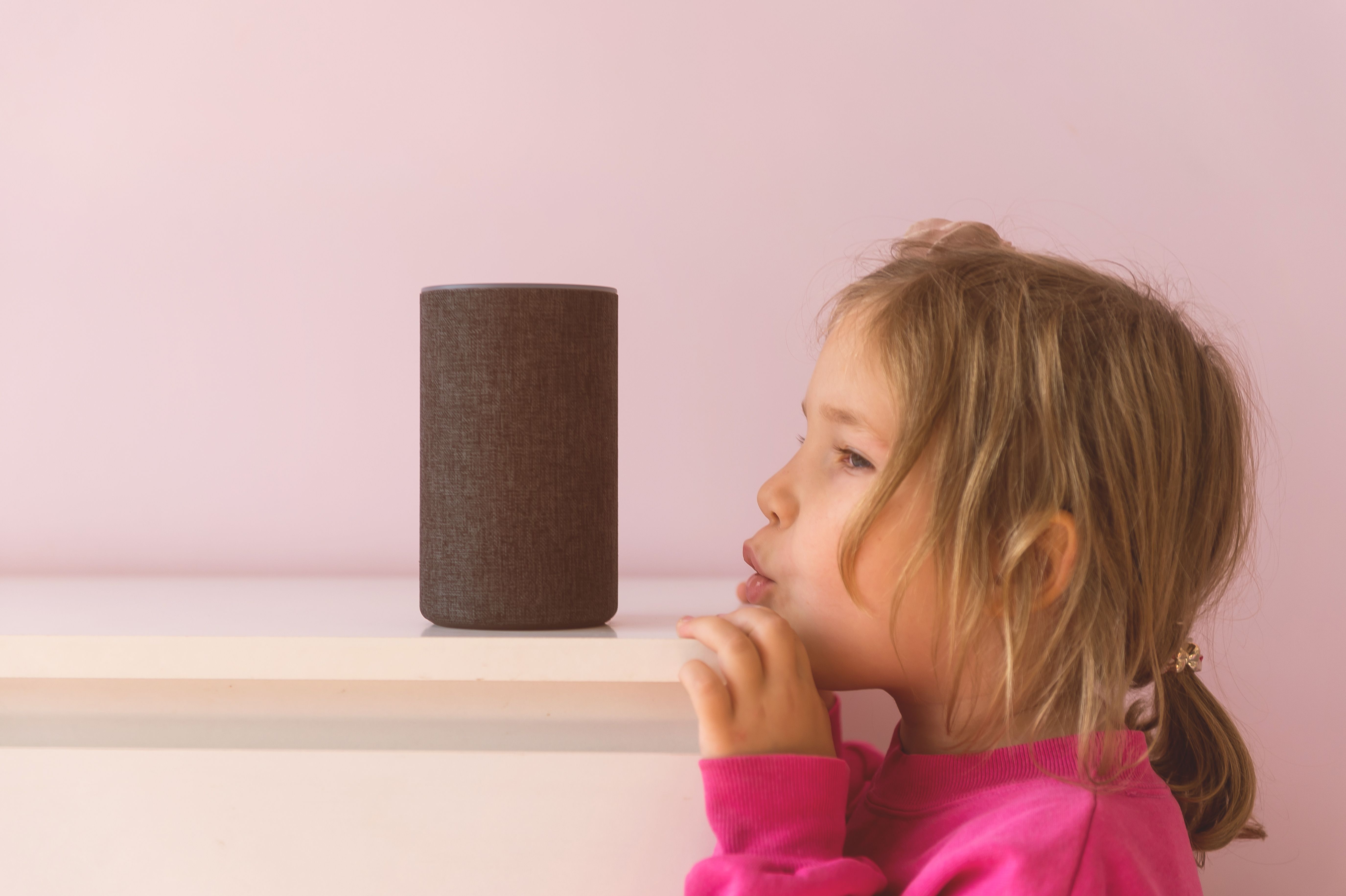 Los niños de 11 años interactúan más con Alexa que con sus abuelos