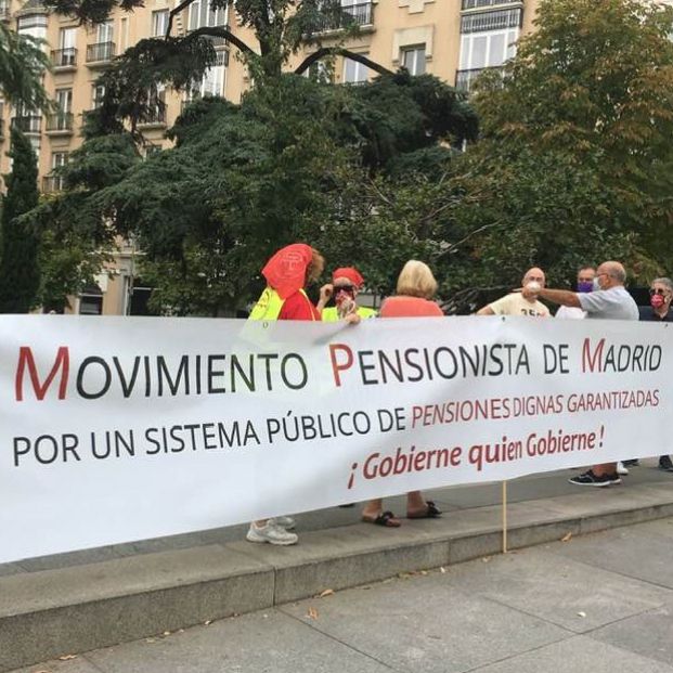 Pensionistas madrileños piden un complemento para llegar al SMI