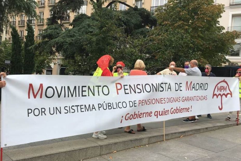 Pensionistas madrileños piden un complemento para llegar al SMI