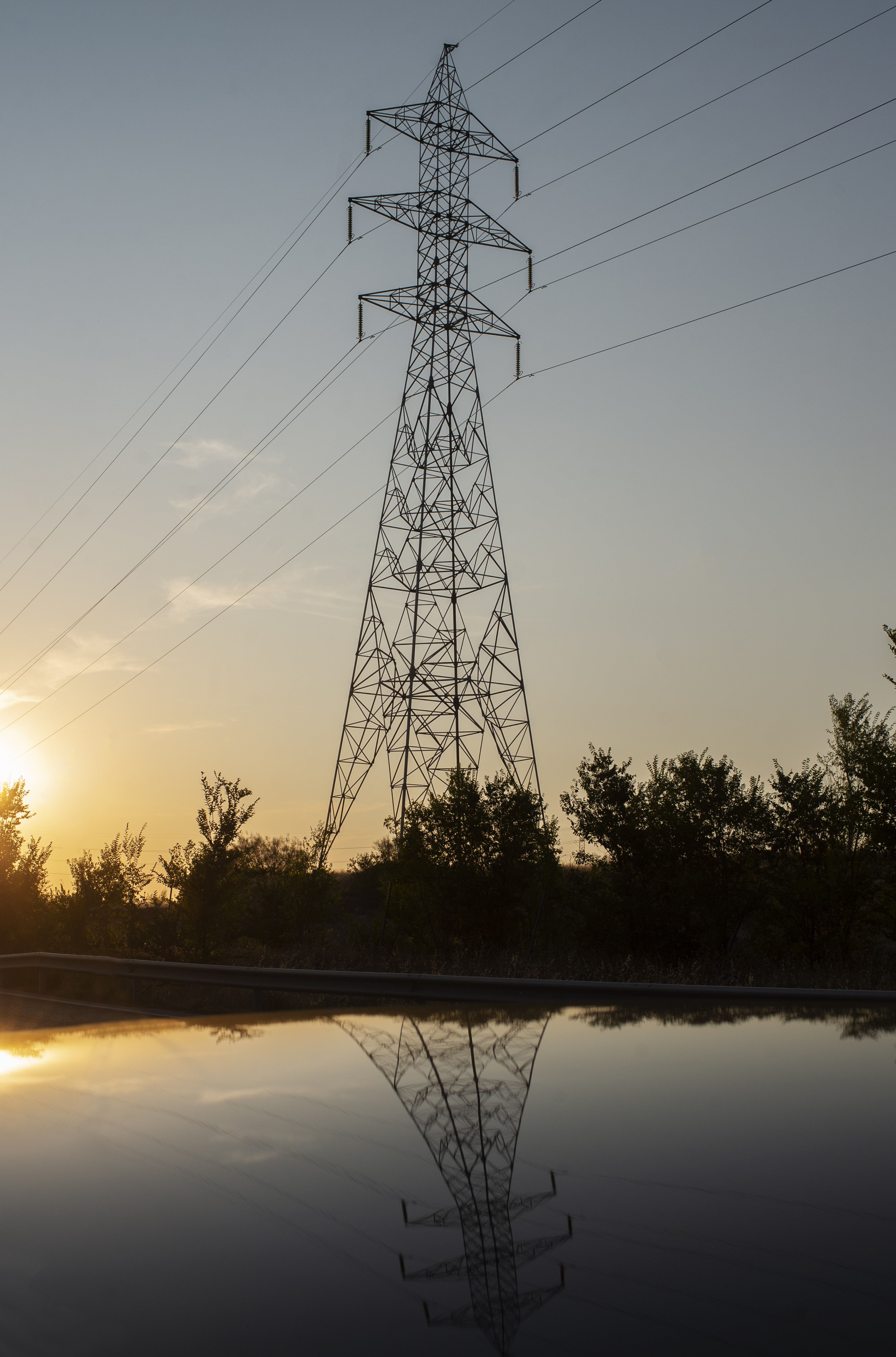 Escalada infinita del precio de la luz: el miércoles más caro de la historia