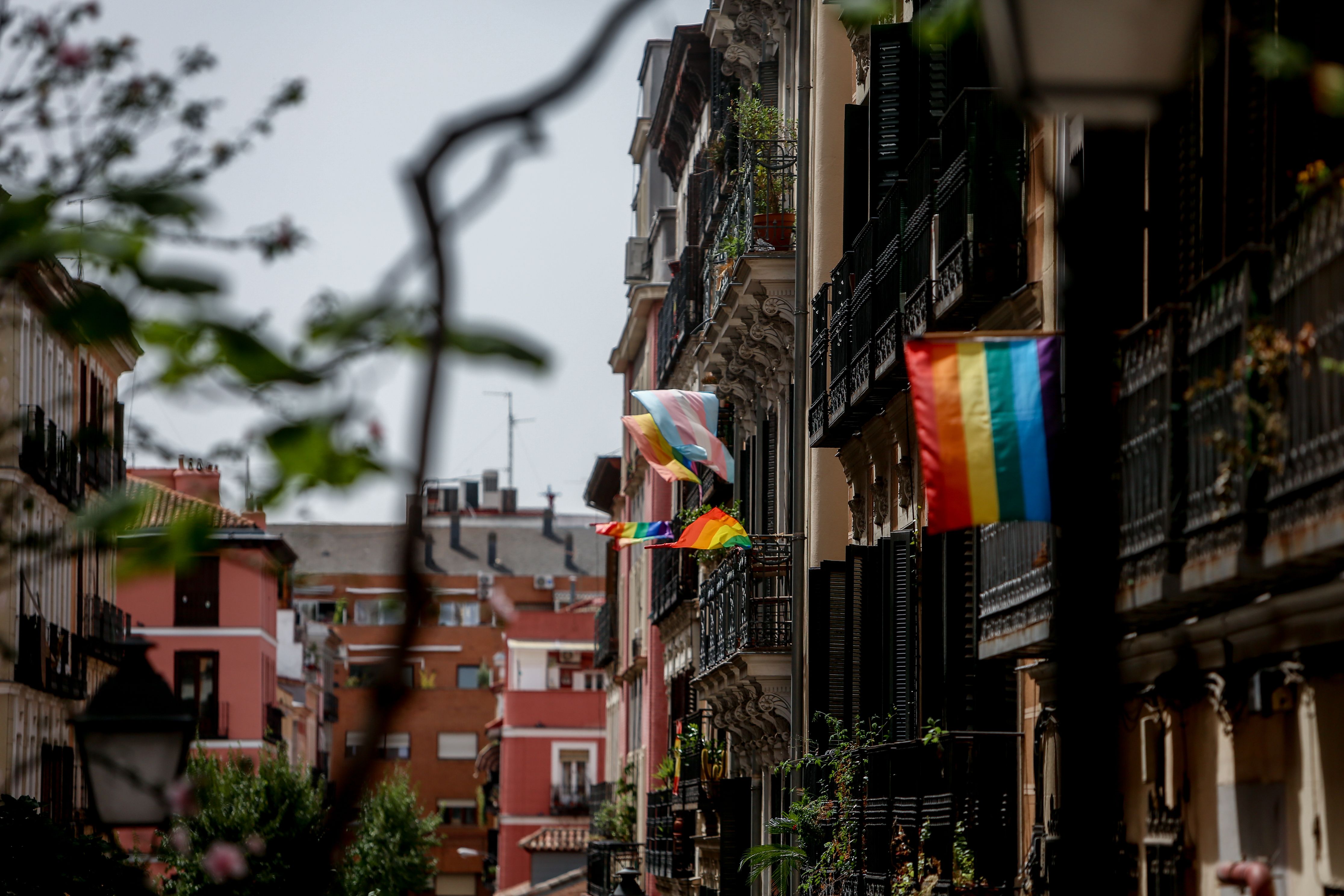 Fernando Ónega, sobre la violencia homófoba: El retorno del odio