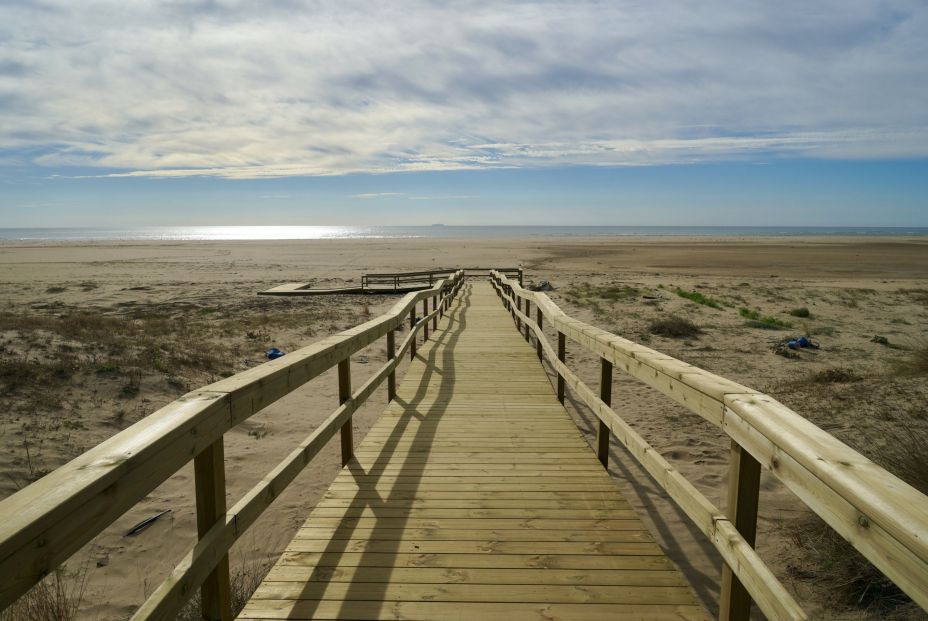 EuropaPress 3651431 pasarela playa ayamonte