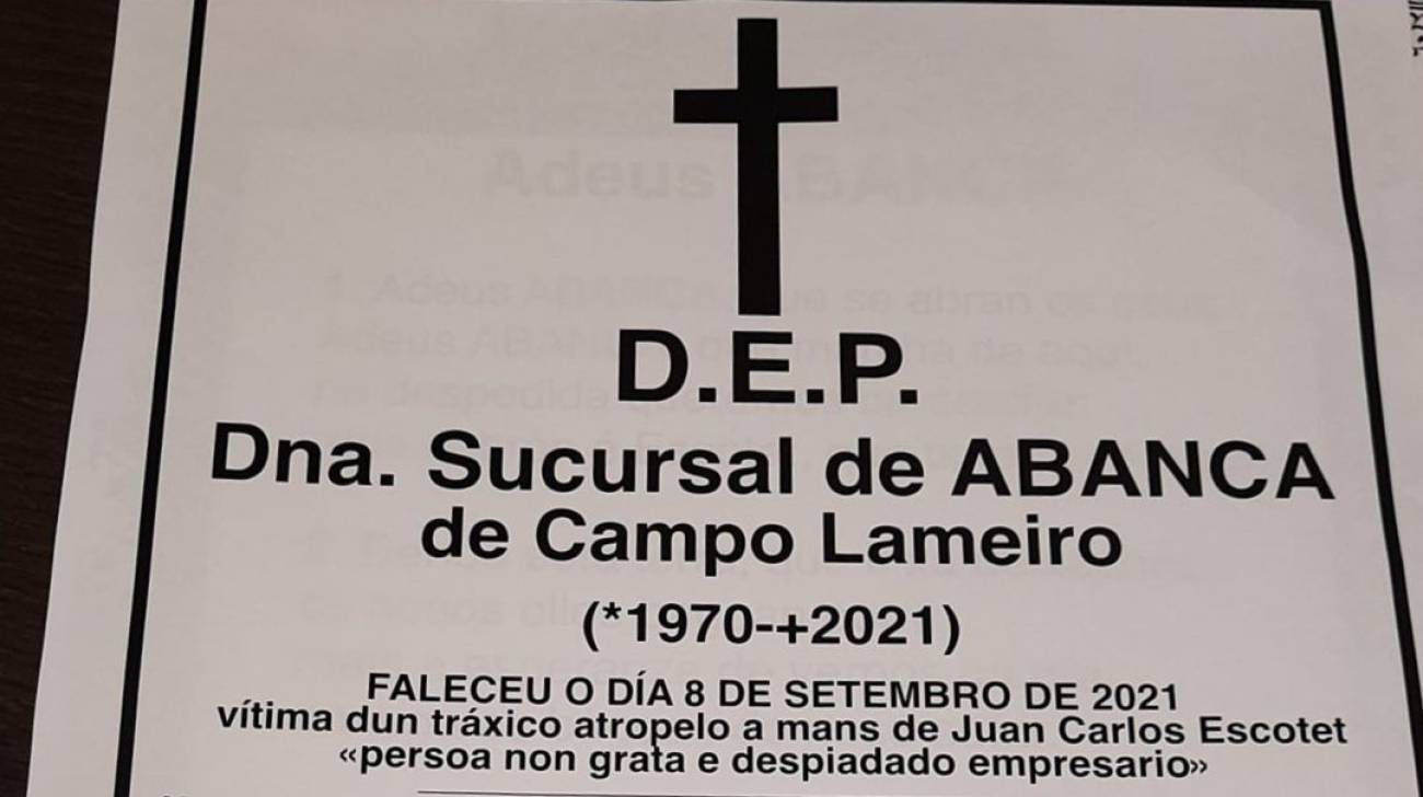 Una esquela y un velatorio para denunciar la 'muerte' del único banco del pueblo