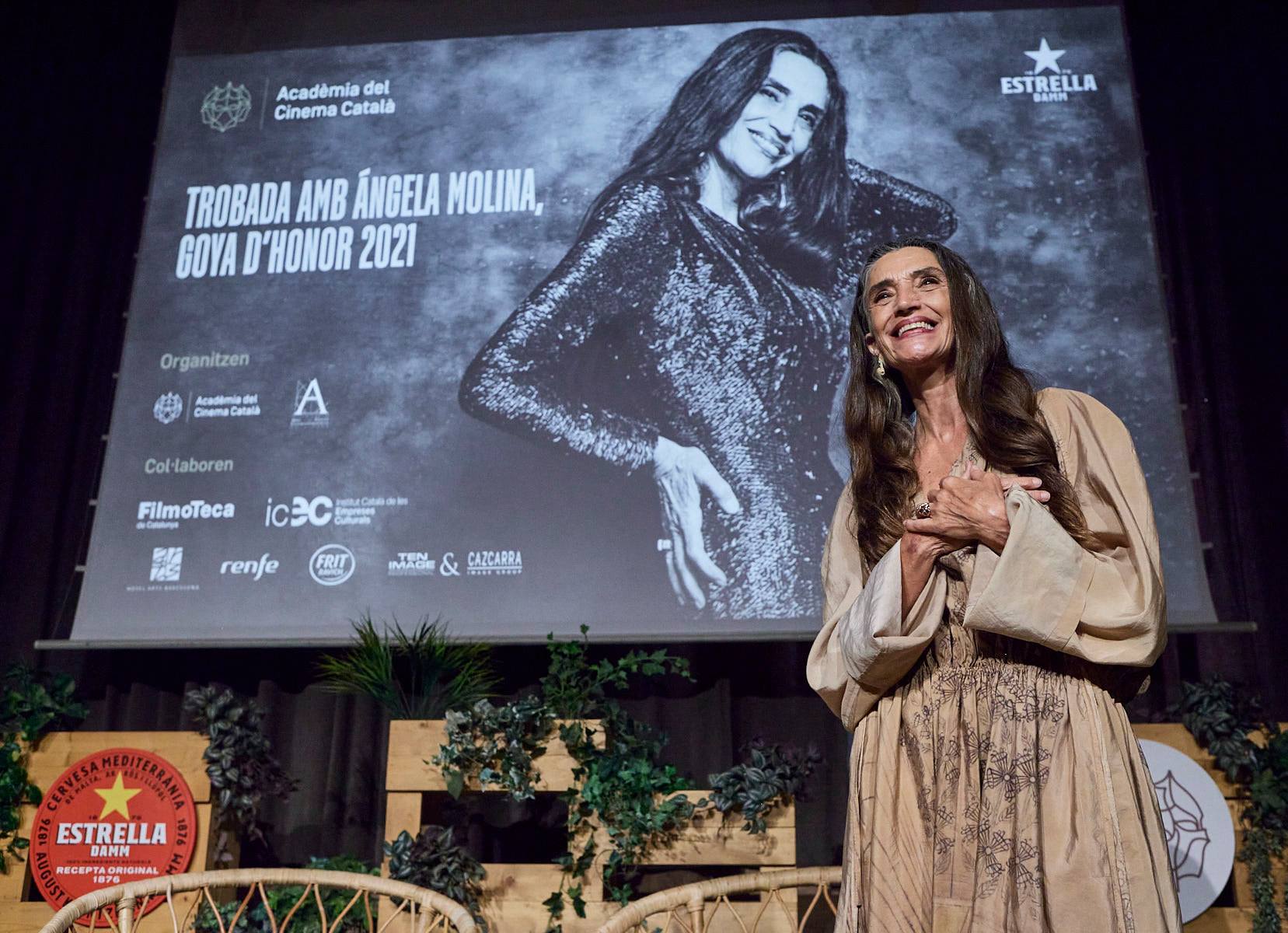 Homenaje a la actriz Ángela Molina: "Yo no doy importancia a los premios, ellos me la dan a mí"