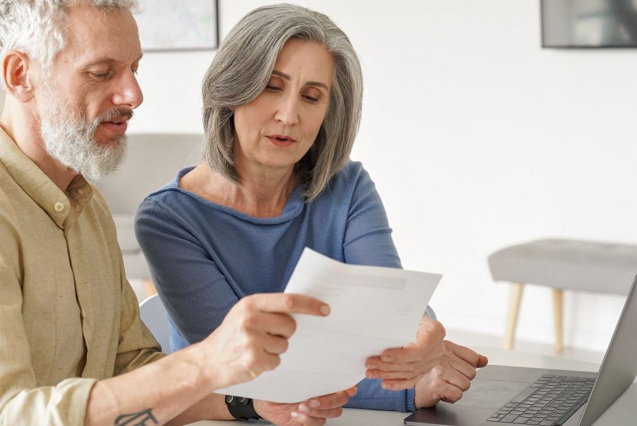 El documento necesario para justificar el dinero y cobrar el subsidio para mayores de 52 años. Foto: Bigstock