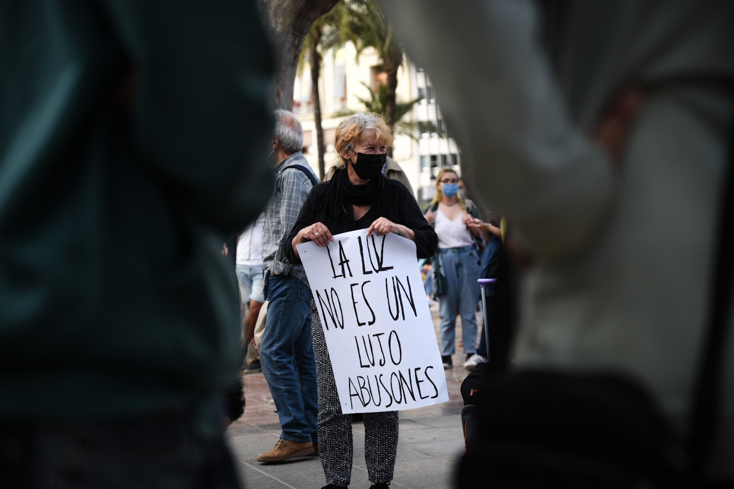 Los mayores creen que la subida de la luz es "una auténtica barbaridad, un despropósito y un abuso". Foto: Europa Press