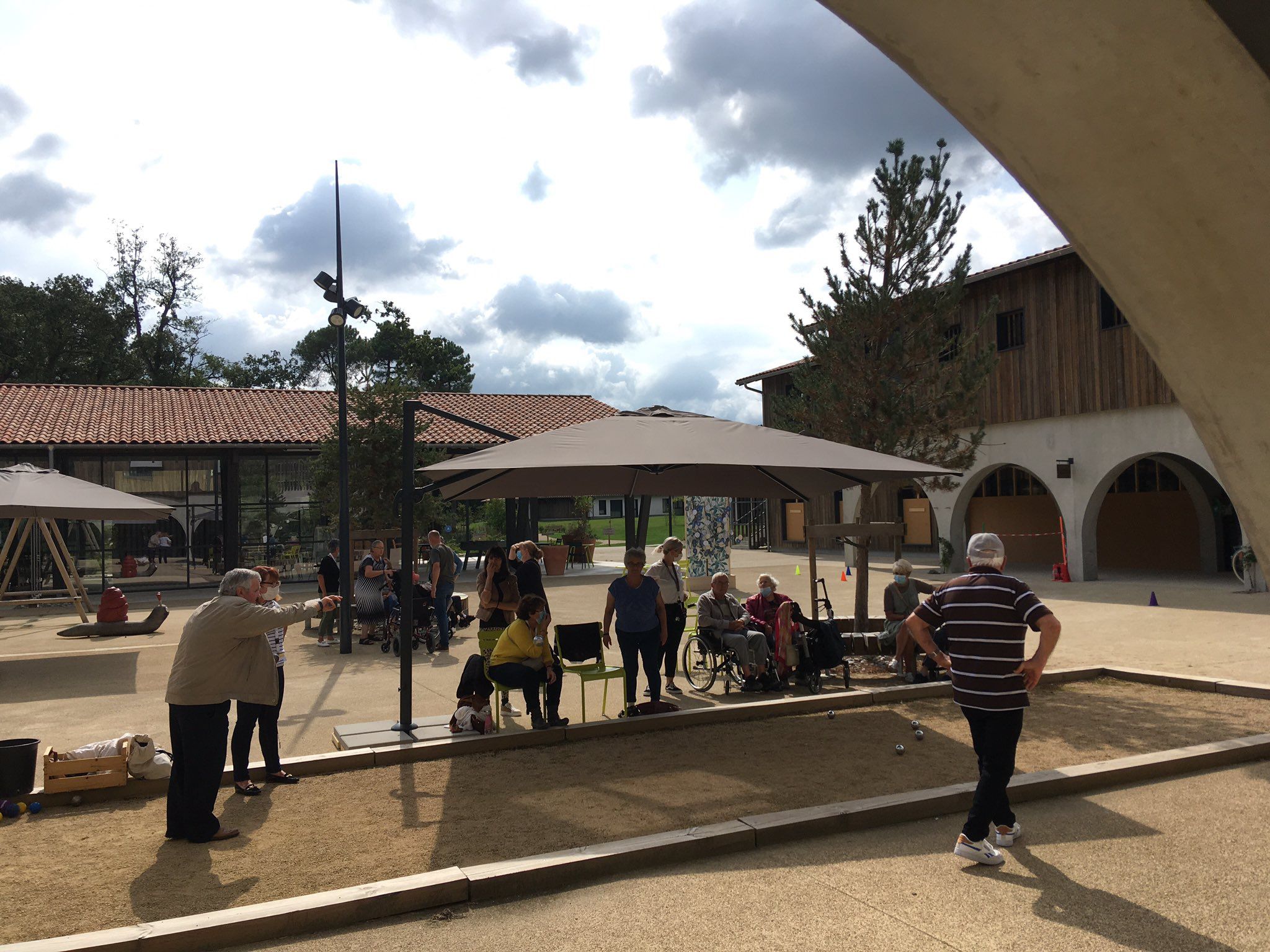 'Village Landais Alzheimer', el pueblo donde solo viven personas con Alzheimer