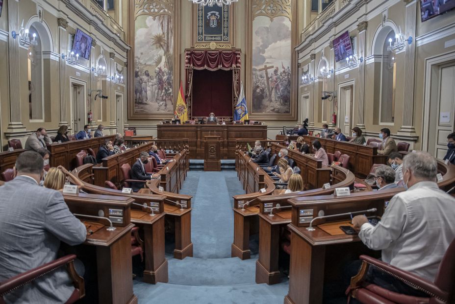 Este día celebra cada comunidad autónoma su día: Parlamento de Canarias
