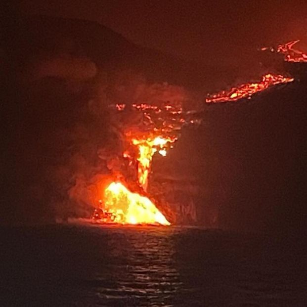 La lava llega al mar: ¿y ahora qué?