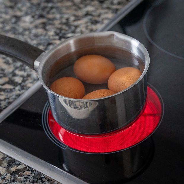 Cuánto tiempo se puede guardar un huevo cocido en la nevera (Foto Bigstock) 2