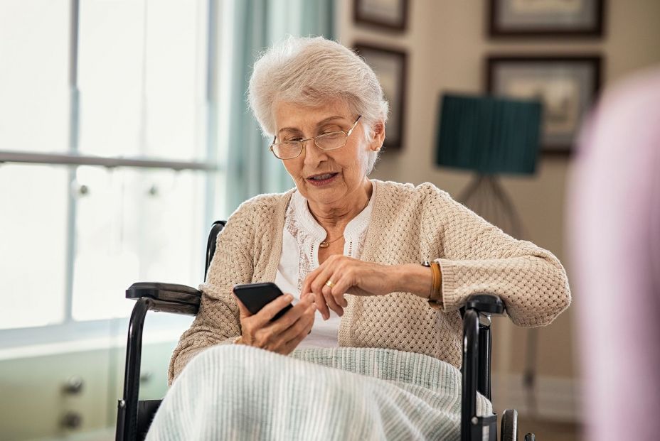 ¿Es el derecho a la equidad digital una realidad para las personas mayores? ¿Es el derecho a la equidad digital una realidad para las personas mayores?