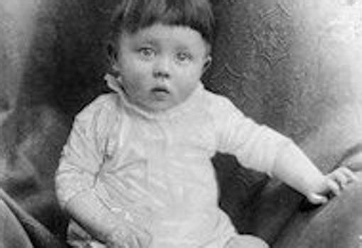 Hitler de niño Hitler de niño