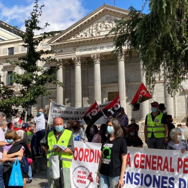 Los pensionistas marchan en Madrid contra Escrivá y por una auditoría de la Seguridad Social (Twitter Otoño Caliente)