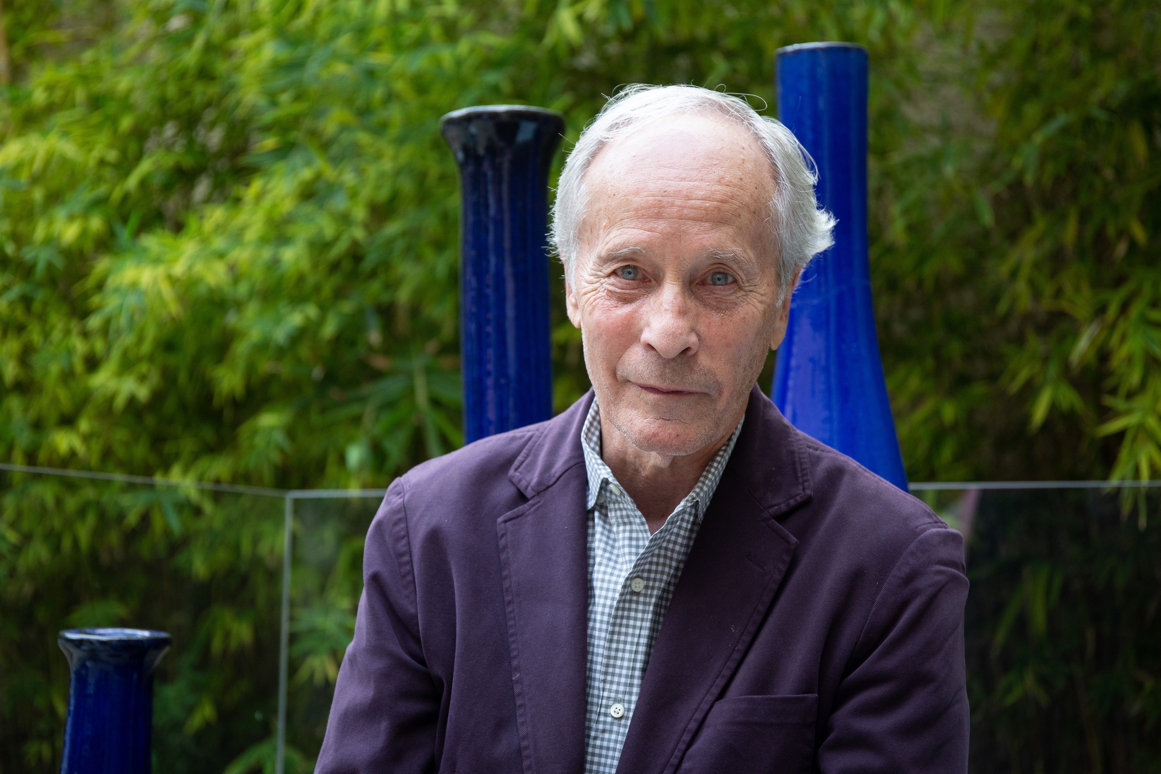 El escritor Richard Ford dedica un año en escribir un libro y  lo estudia "como si fuera un examen"