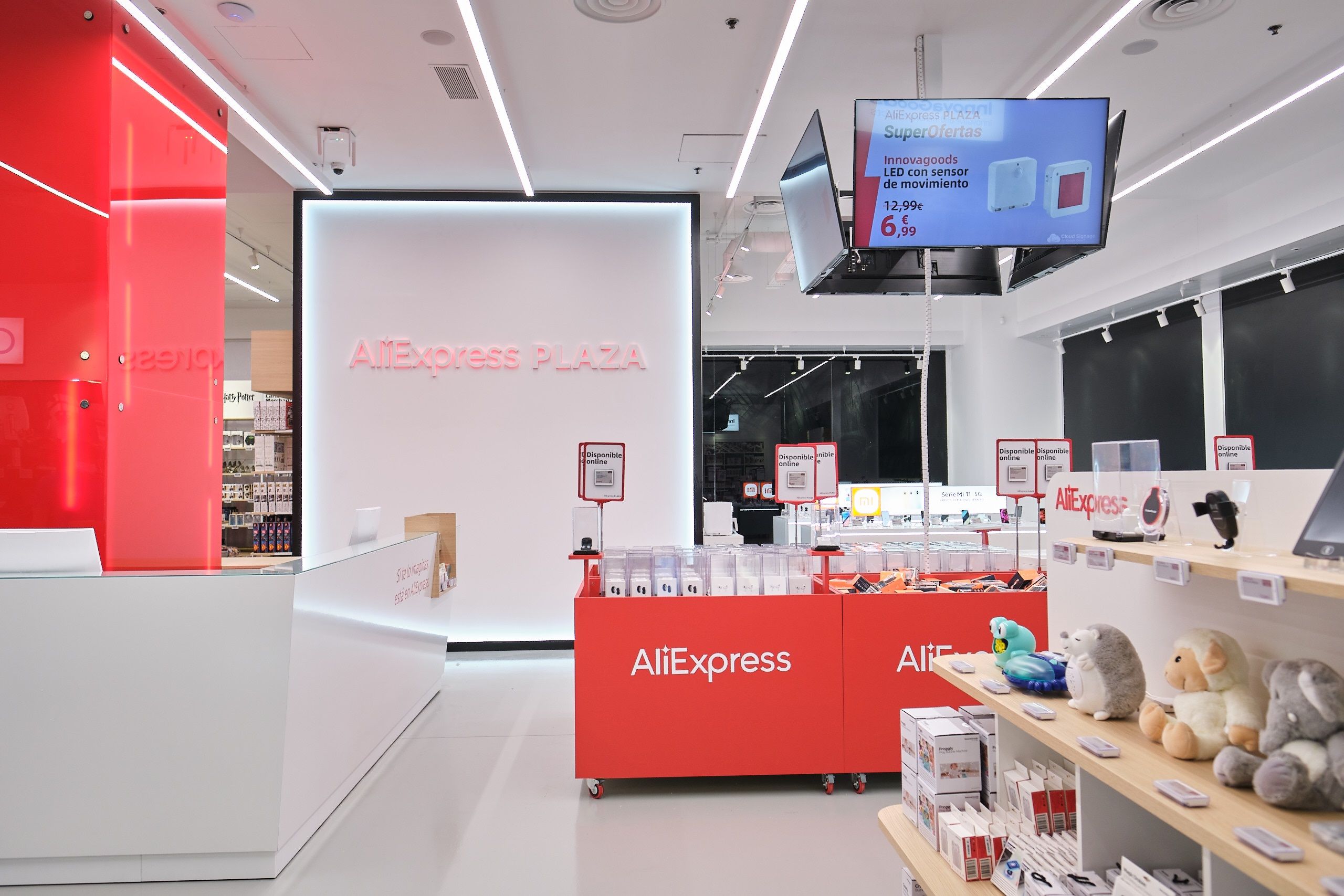 El gigante chino AliExpress continúa su expansión por España y abre su quinta tienda física