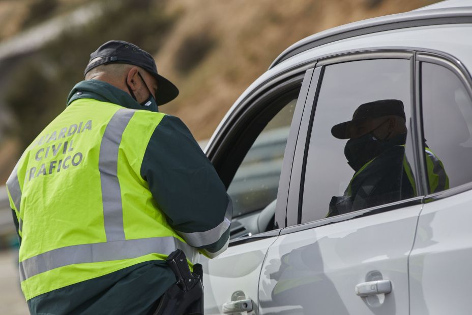 Hasta 20.000 euros: estas son las multas más elevadas que te puede poner la DGT. Foto: Europa Press