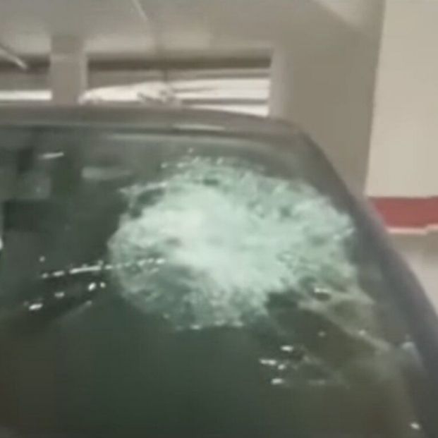 Lanzan piedras desde un puente, a los coches que circulan por el km 8,7 de la N IV Lanzan piedras desde un puente, a los coches que circulan por el km 8,7 de la N IV