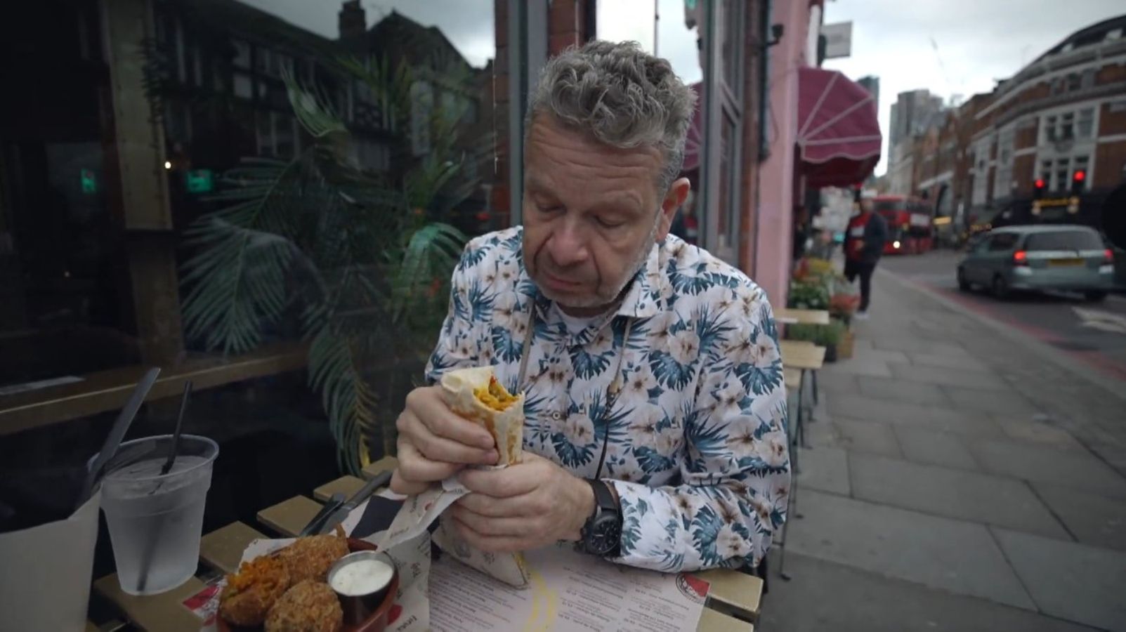 Chicote se indigna tras probar una paella en Londres: "¡La virgen santa!"