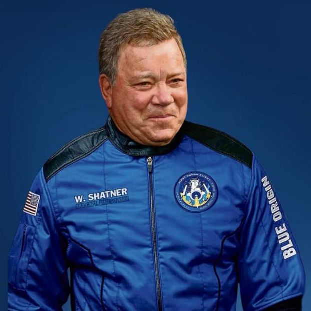 William Shatner hace historia y se convierte en la persona de más edad en ir al espacio con 90 años William Shatner hace historia y se convierte en la persona de más edad en ir al espacio con 90 años