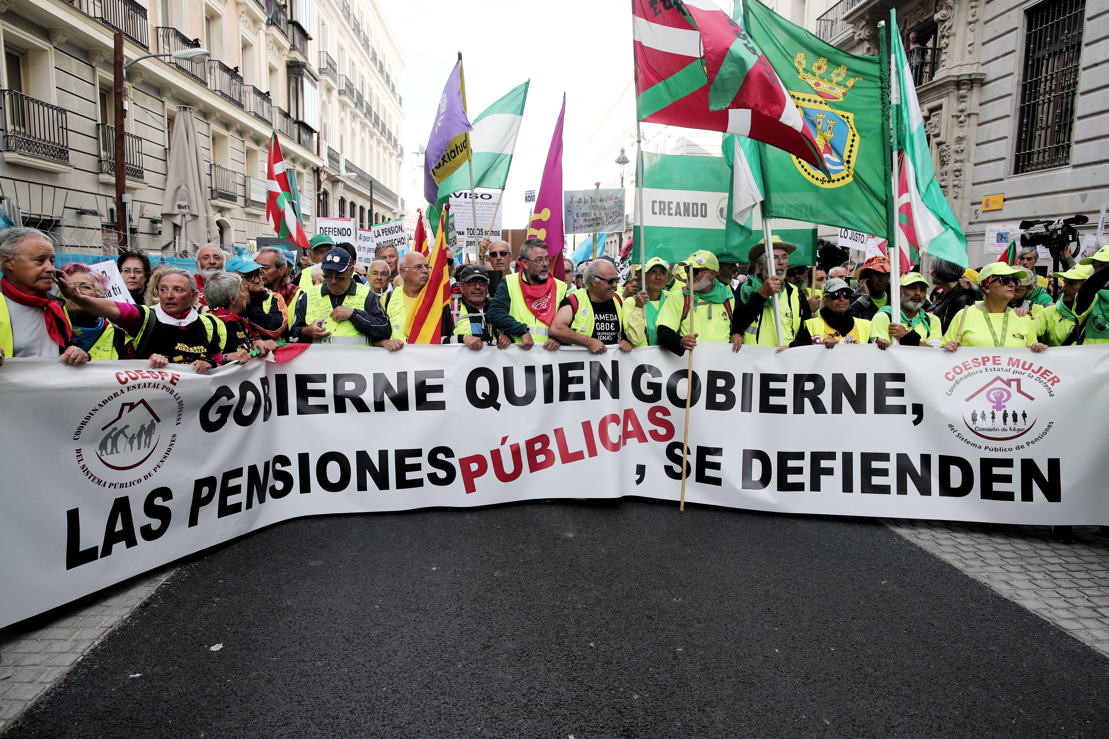 Manifestación 16-O: Pensionistas de toda España se movilizan en Madrid contra la reforma de Escrivá
