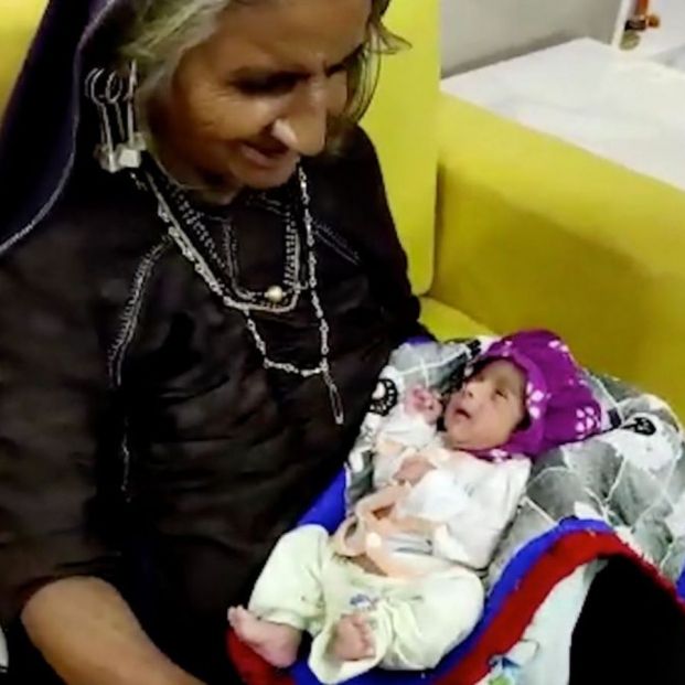 Una mujer de la India asegura que ha sido madre a los 70 años Una mujer de la India asegura que ha sido madre a los 70 años